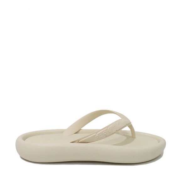 FARM Rio Cream Sandals - Picture 2 of 10